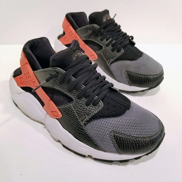 Nike Other - Nike Huarache Shoes Boys Black Gray Red Lace Up Basketball Size 5 Youth Sneakers